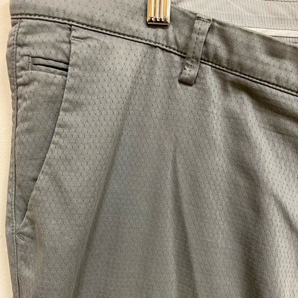 Boss Hugo Boss Men’s Straight Leg Textured Gray Dress Pants Size 40 - Picture 4 of 6